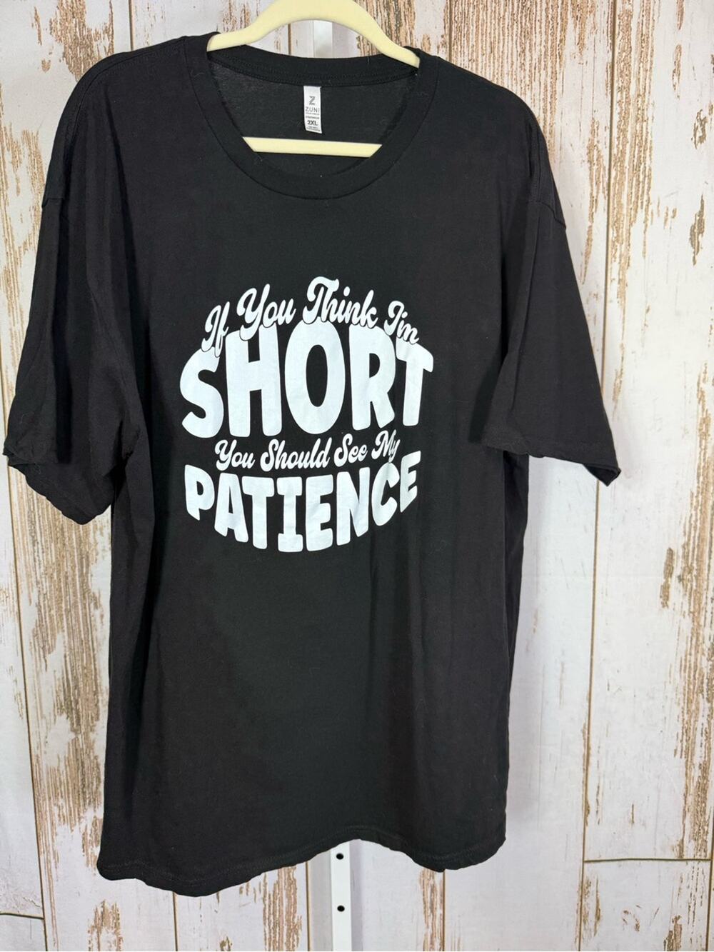 Zuni Sportswear, Funny Short Graphic T-Shirt. Size 2XL. Excellent condition!